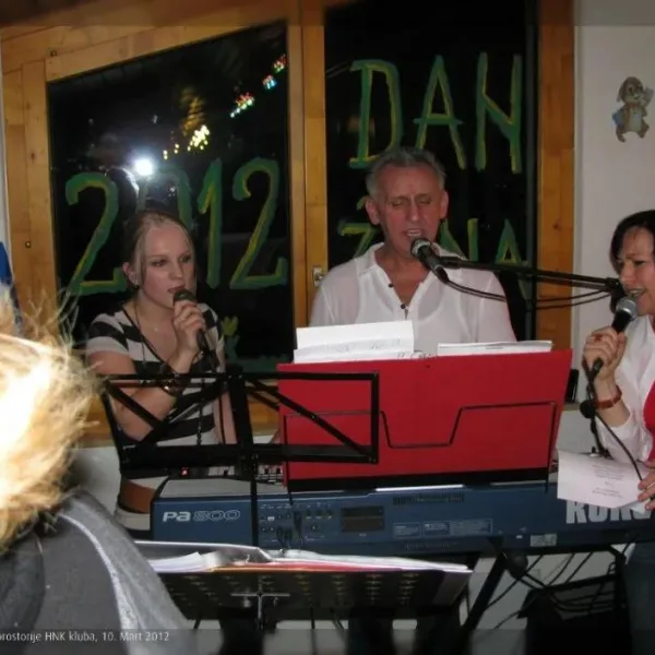 Dan žena 2012 77