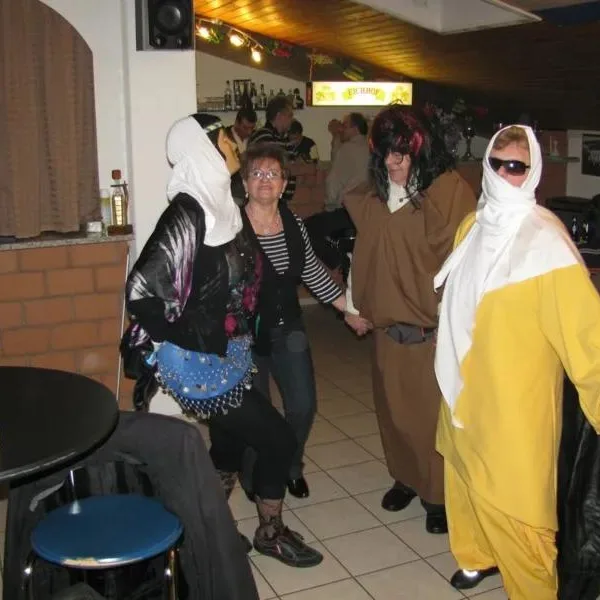 Prsten 2011 8