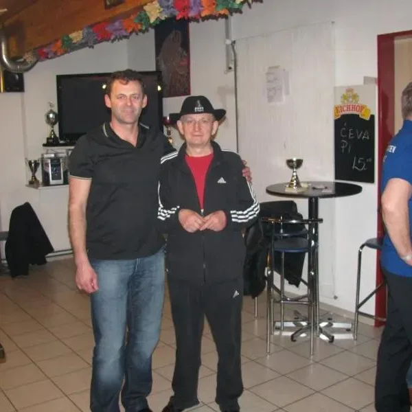 Prsten 2011 3
